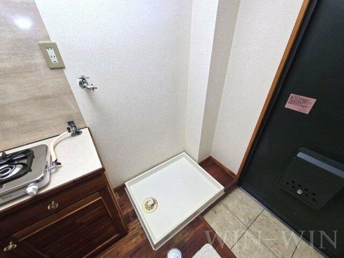 ユトリロ八通のその他画像