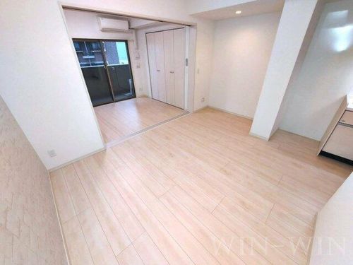 CASA94607の居間