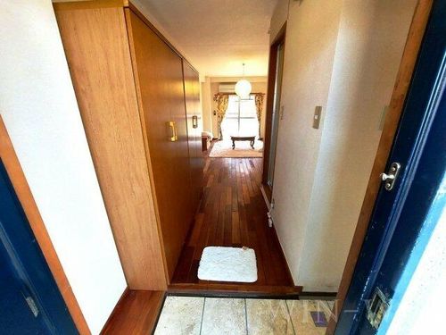 ユトリロつつじが丘の玄関