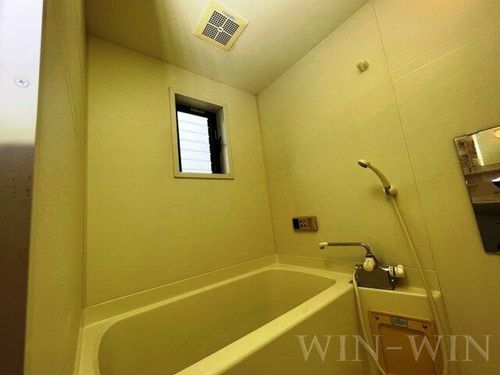 フローレス A1の風呂