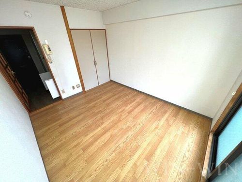 ビットハウス503の居間