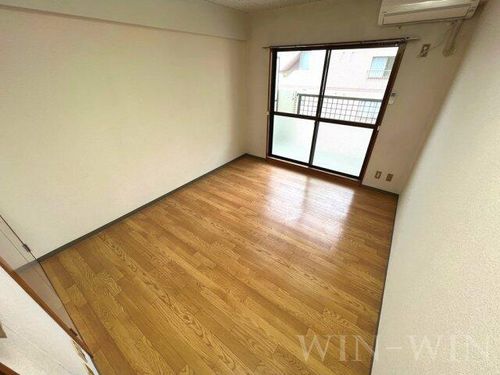 ビットハウス503の居間