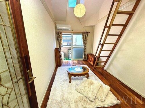 ユトリロ柱九番町の内装