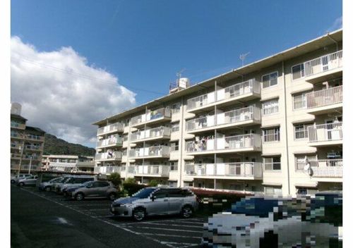兵庫県公社 姫路青山5号棟225の外観