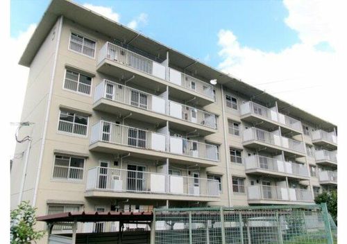 兵庫県公社 姫路青山5号棟225の外観