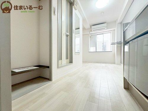 大阪府大阪市西区本田4丁目(マンション)の賃貸物件の玄関