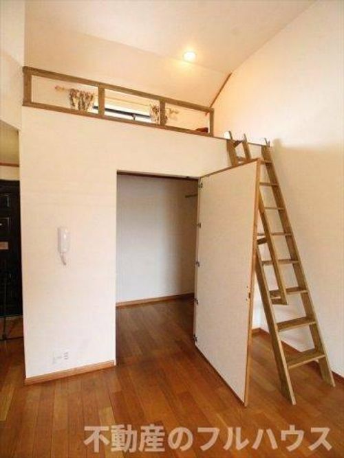 セザンヌ新栄211の内装