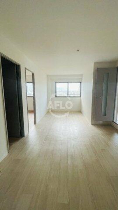 ウエストビルの居間