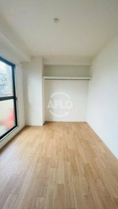 ウエストビルの内装