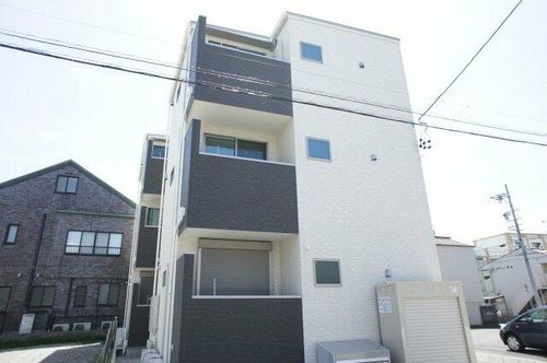 REGALEST浄心の外観