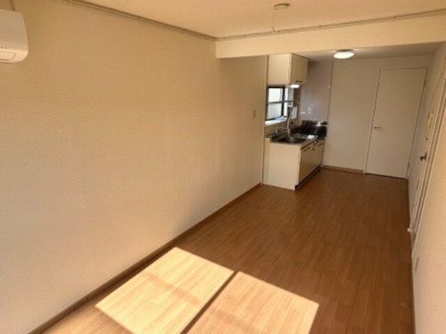 福岡県北九州市小倉南区上貫1丁目(アパート)の賃貸物件の居間