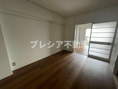 甲子園グリーンハイツの居間
