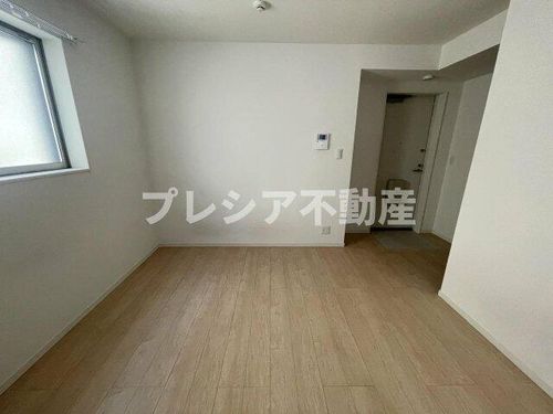 クレール二見の居間