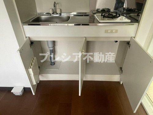 ベル甲子園口IIIのキッチン