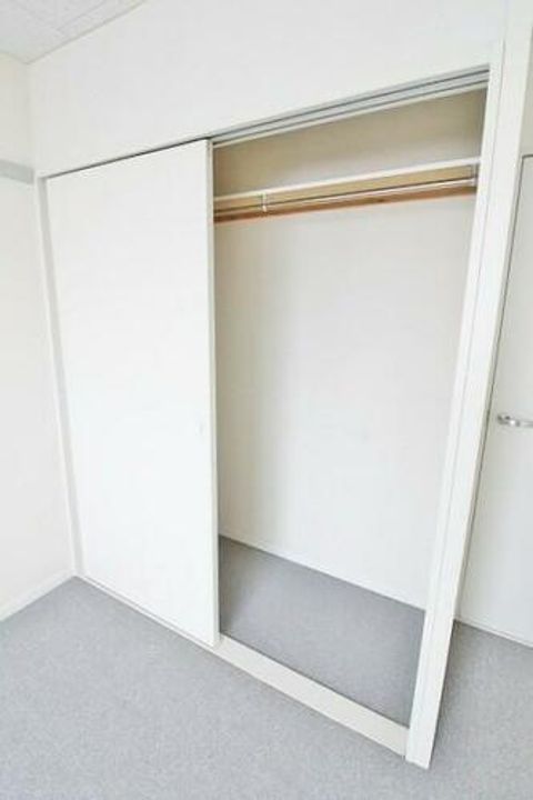 レオパレスTsuruhara2001の内装