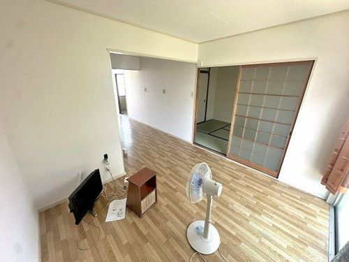 廻鶴ハイツの内装