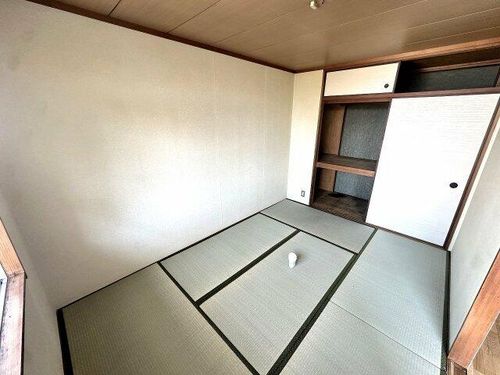 廻鶴ハイツの内装