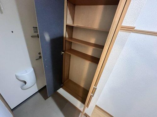 エトランス県大前102の内装
