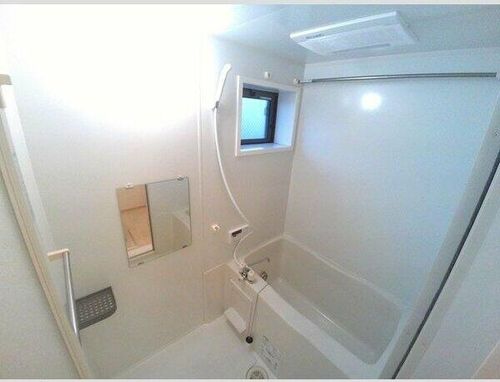 コーポラス港栄の風呂