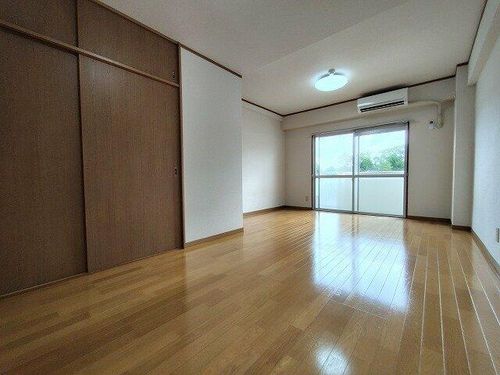 兵庫県神戸市長田区上池田4丁目(マンション)の賃貸物件2Cの居間