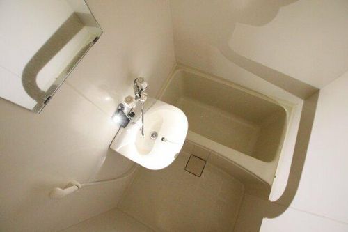 レオパレスサン・マックの風呂