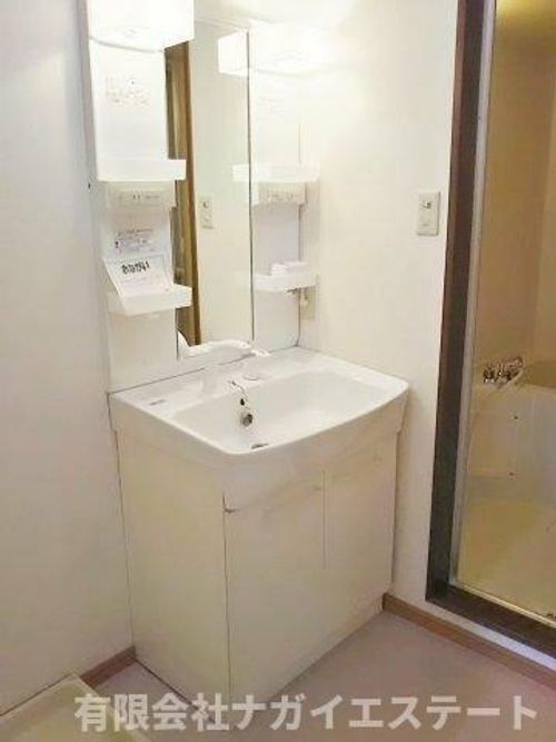 アネックス21102の内装