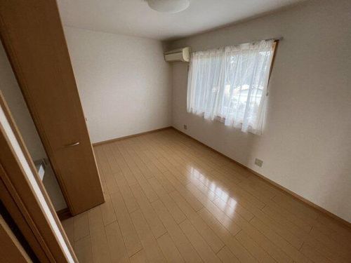 ラフィネ宮前102の内装