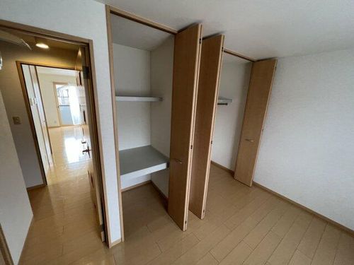 ラフィネ宮前102の内装