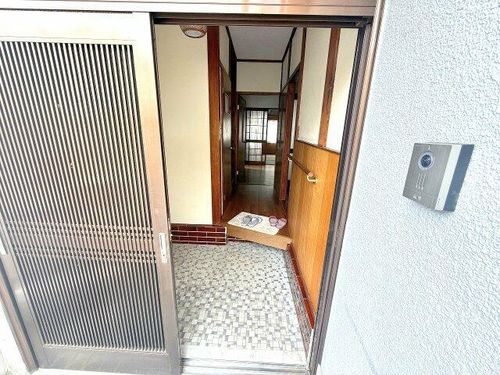 大阪府松原市高見の里6丁目(一戸建)の賃貸物件の玄関