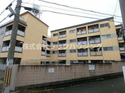 太秦グリーンハイツB棟の外観