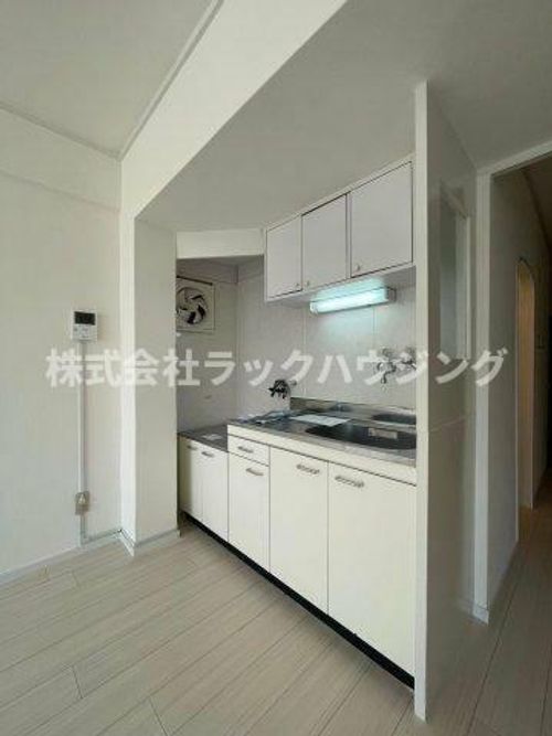太秦グリーンハイツB棟のキッチン
