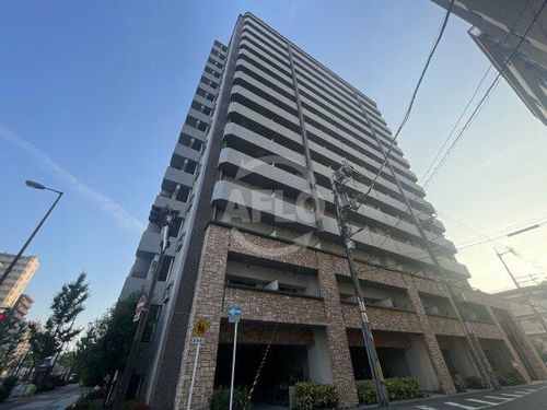 スプランディッド難波の外観