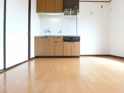 サンコート1号館の居間