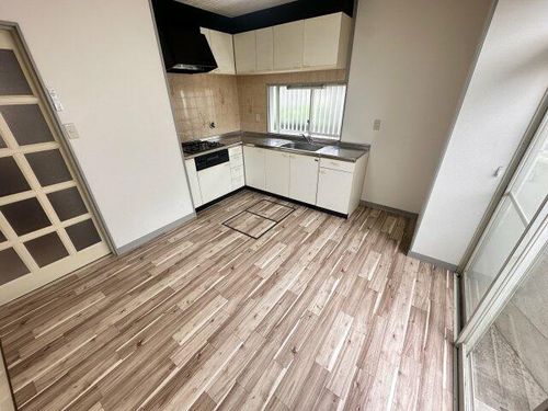 兵庫県姫路市八代宮前町(一戸建)の賃貸物件の居間