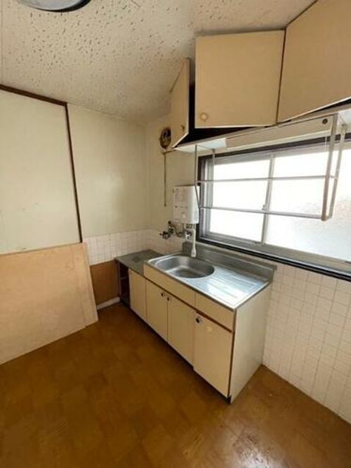 福岡県中間市鍋山町(アパート)の賃貸物件の居間