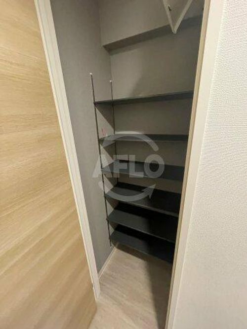 セルン新町の玄関