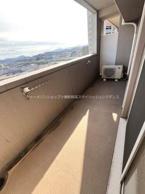 リード大手町の内装