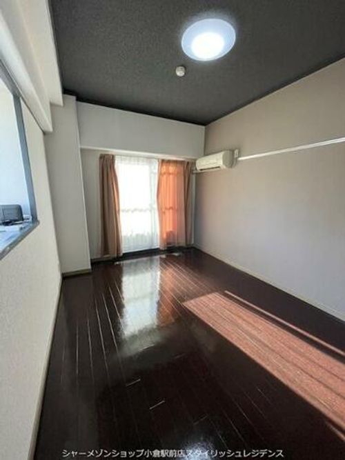 アリエストムの内装