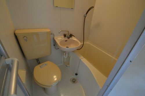 メゾン・ド・KY西飾磨205の風呂