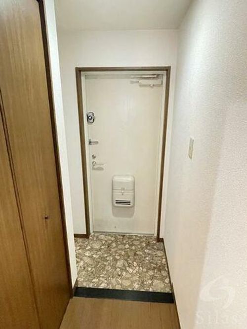 パークシャトー平野白鷺の玄関