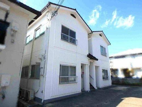 川上マンションの外観