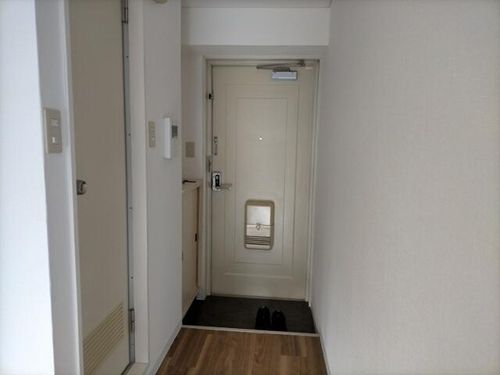 スーパーリッチ314の玄関