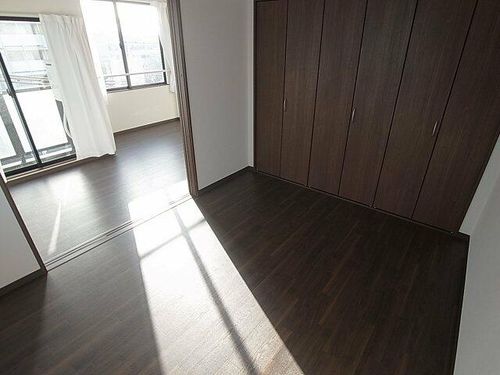 御崎本町ビルの内装