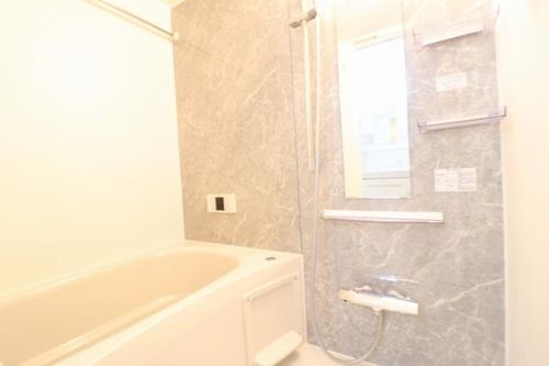 Ariga 10 D棟の風呂