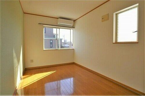 エクシードM・T・R202の居間