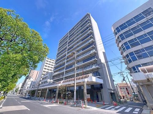 GENOVIA神戸湊川公園の外観