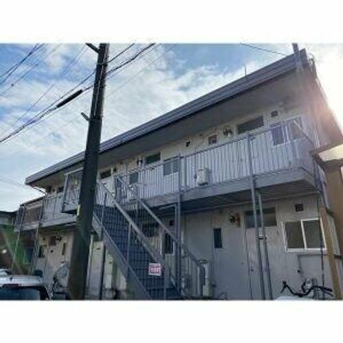 曽野ハイツの玄関