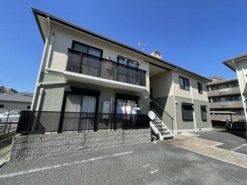 シャレオ上大市206の外観