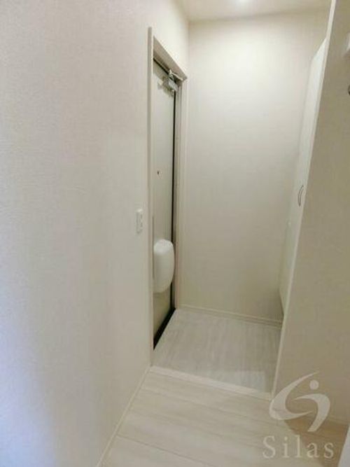 大阪府大阪市西成区玉出中2丁目(アパート)の賃貸物件の玄関