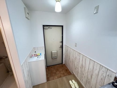 エクセル新伊丹312の玄関